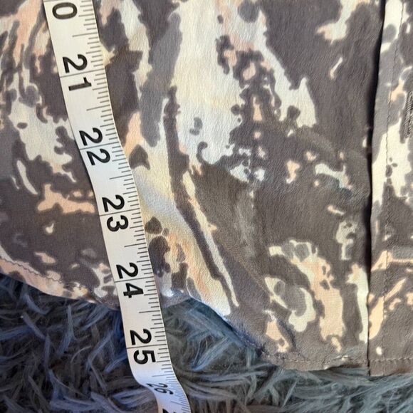 PiperLime Collection Abstract Print Silk Button Down Shirt Size XS - Picture 3 of 4